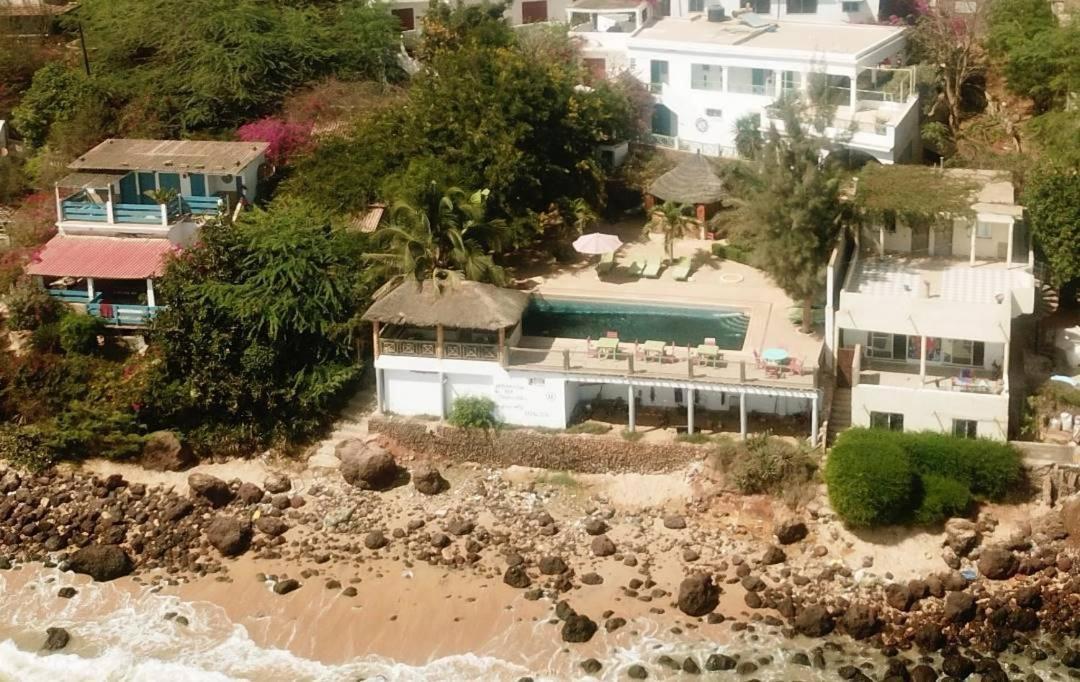 B&B Pieds Dans L'Eau Popenguine Exteriör bild